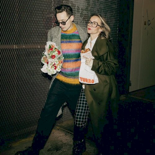 @evelinvoigemast ja @jonas.f.k Marni rõivastes @turbotallinn valentinipäeva kampaanias

IMPORTANT: 
STYLE - @krthammer
E COAT- @evehanson.shop
E KNIT - @jilsander @topstallinn
E PANTS - @maximalist.shop @marni
E BOOTS - @maisonmargiela
J KNIT - @maximalist.shop @marni
EYEWEAR -  @viuushop
FLOWERS - @poppylillestuudio 
CAMERA - @xxtokarevxx