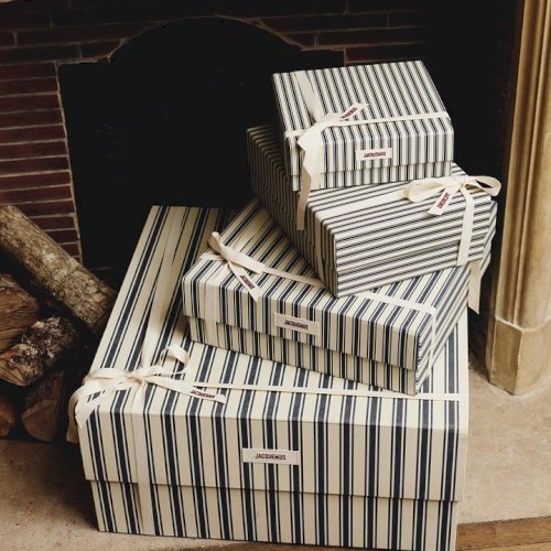 Juba sel neljapäeval, 20. novembril, ootame sind Kingiideede päevale Maximalistis kell 11.00-19.00.
Tule avastama hooaja kauneimaid kingiideid. 
Kell 16.00-19.00 on kohal Britt Samoson, kes aitab leida ideaalse kingi. 
Ootamas on mull, suupisted ja -25% kogu valikule.