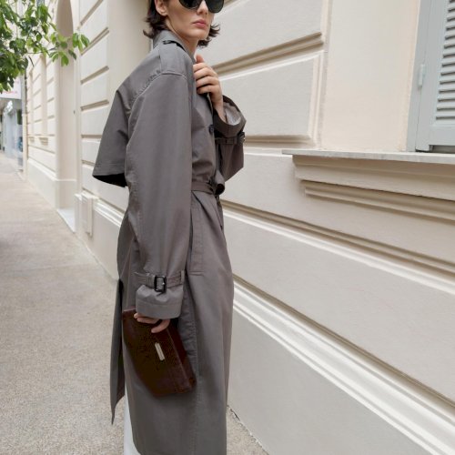 TOTEME Pre-Fall 26 kollektsioon on saanud täiendust.
Uued tooted jätkavad kaubamärgile omast minimalistlikku esteetikat, kvaliteetseid materjale ja ajatut disaini.
Ootame Sind Maximalisti butiiki neid avastama. TOTEME Pre-Fall 26 kollektsioon on saanud täiendust.
Uued tooted jätkavad kaubamärgile omast minimalistlikku esteetikat, kvaliteetseid materjale ja ajatut disaini.
Ootame Sind Maximalisti butiiki neid avastama.